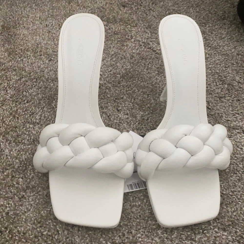 Limited edition mango sandals